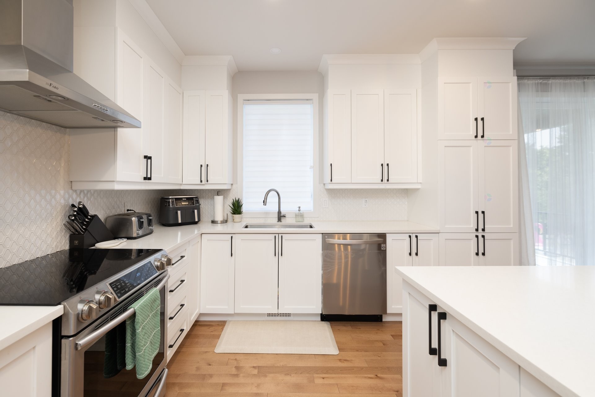 Cuisine - 38 142E Avenue, Notre-Dame-De-L'Île-Perrot, QC