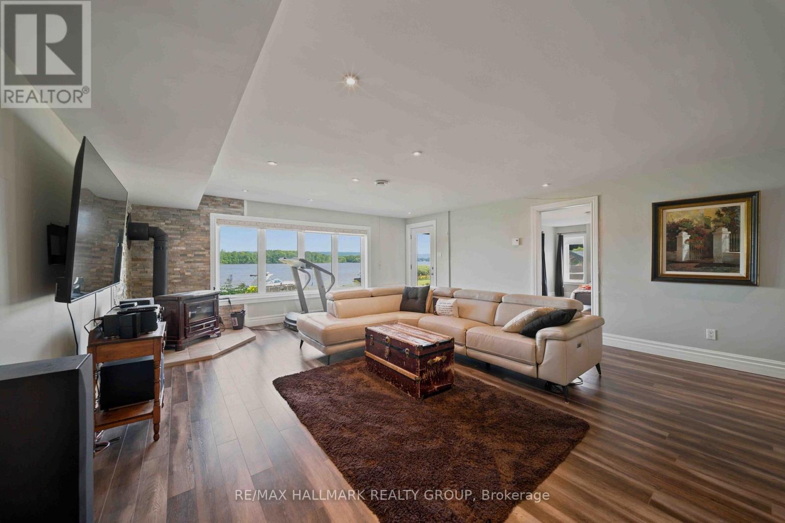 3020 Bay Road, Champlain, ON