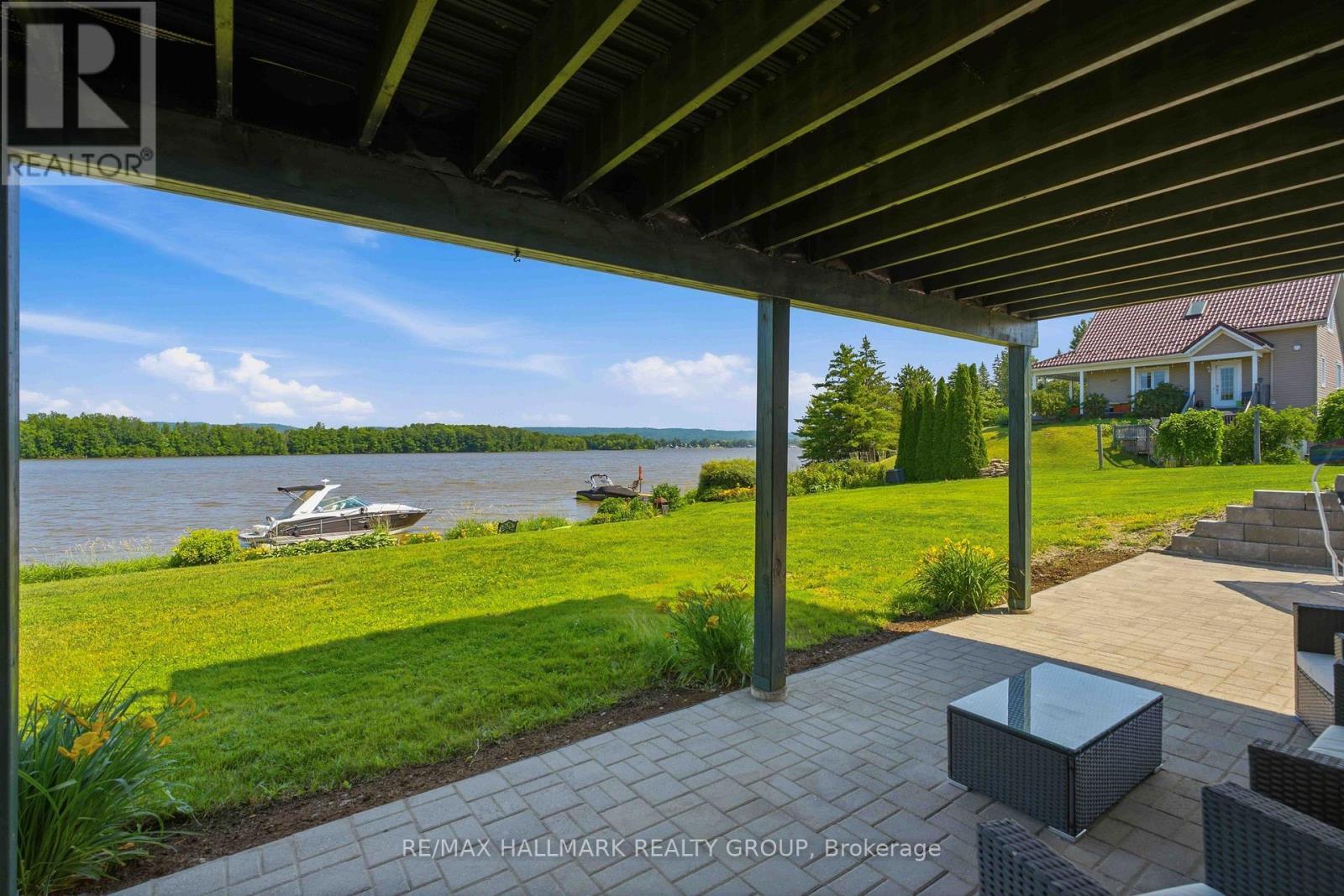 3020 Bay Road, Champlain, ON