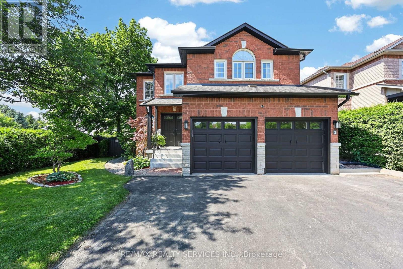 1 Plummer Road, Caledon, ON