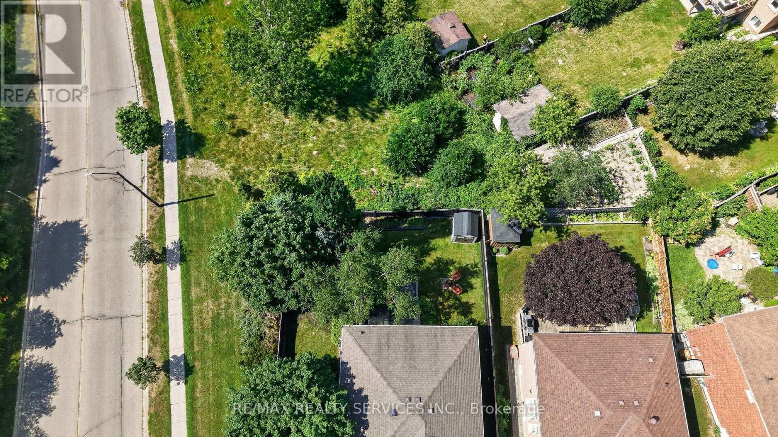 1 Plummer Road, Caledon, ON