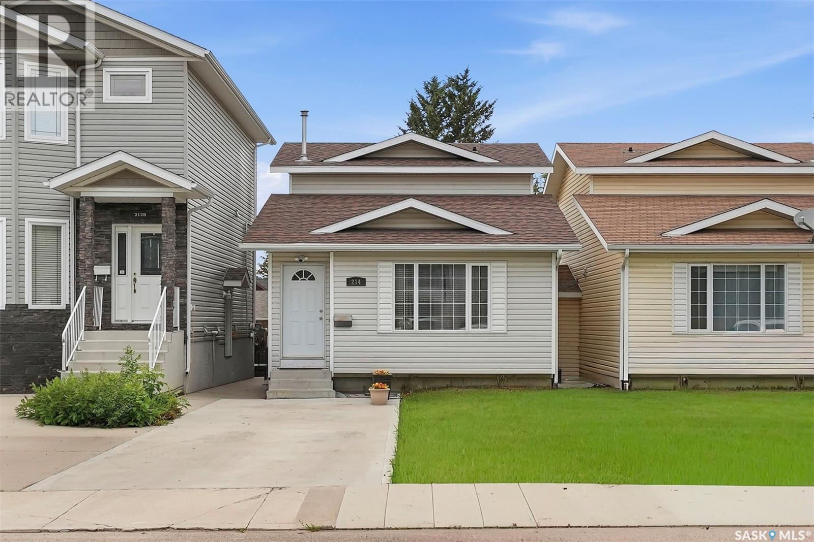 214 Dunlop Street, Saskatoon, SK