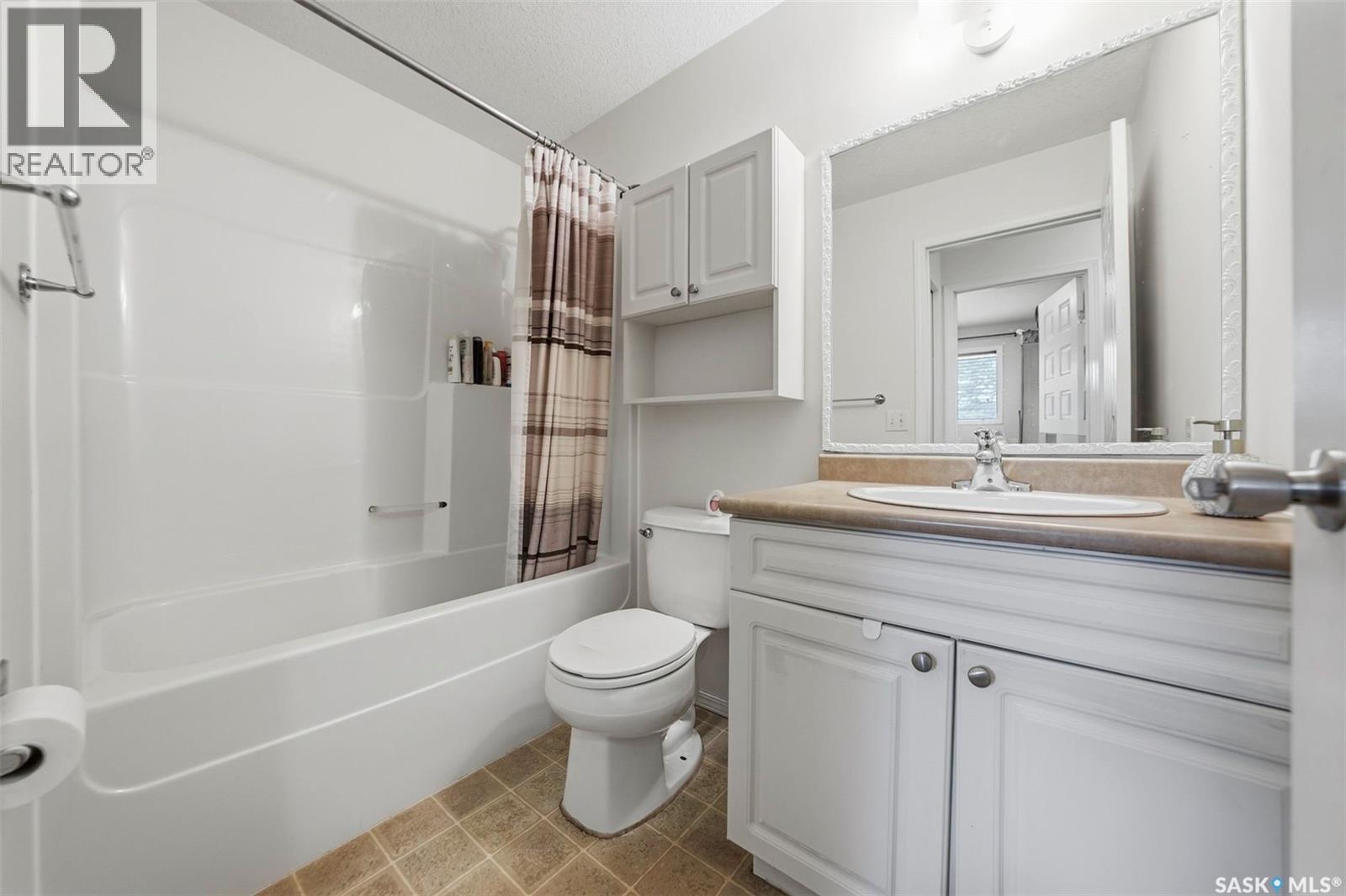 214 Dunlop Street, Saskatoon, SK