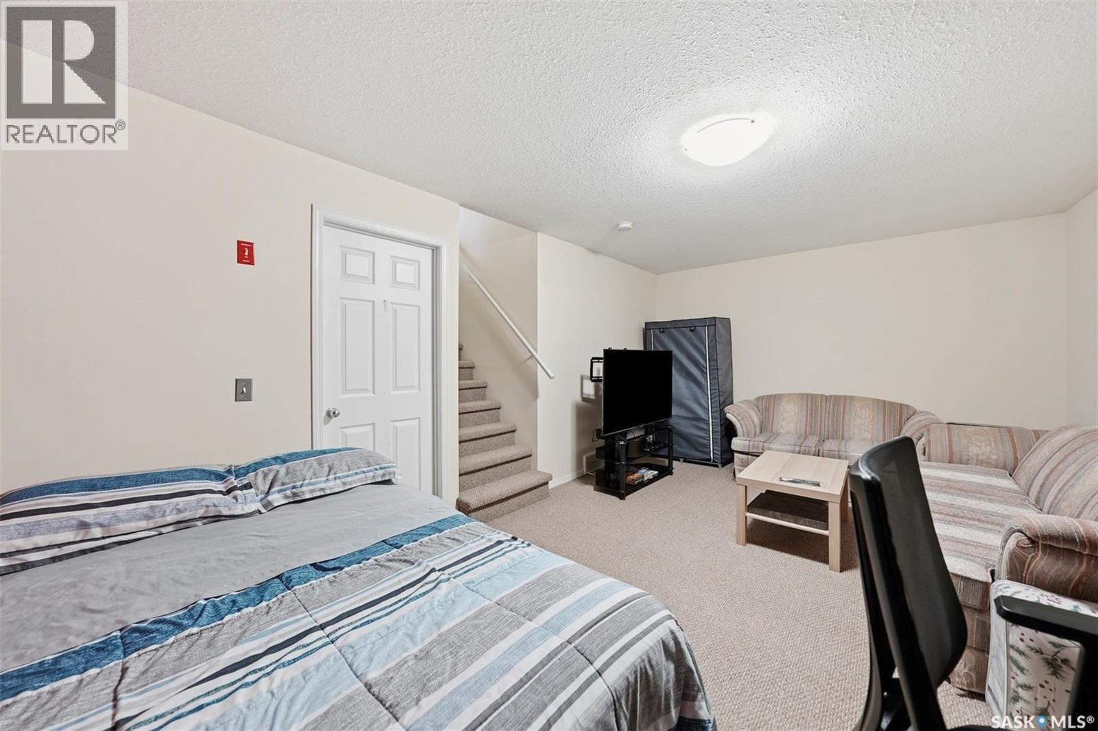 214 Dunlop Street, Saskatoon, SK