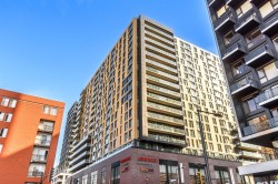 1011-235 Rue Peel Montréal (Le Sud-Ouest), QC H3C 0P8