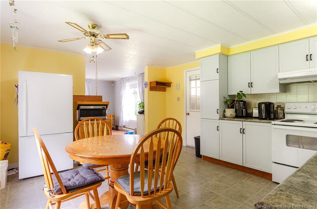 4 Back Rd, Summerfield, NB