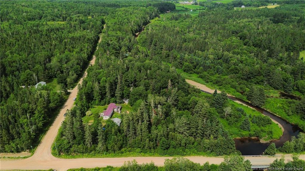 4 Back Rd, Summerfield, NB