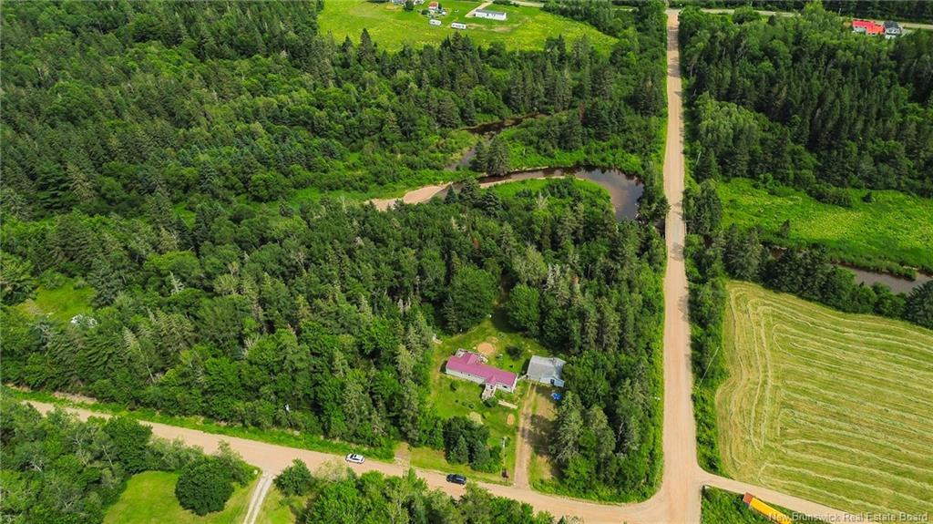 4 Back Rd, Summerfield, NB
