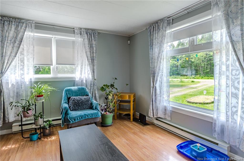 4 Back Rd, Summerfield, NB