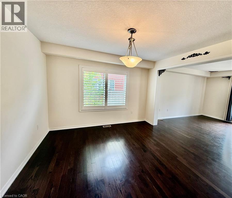 386 Apple Hill Crescent, Kitchener, ON