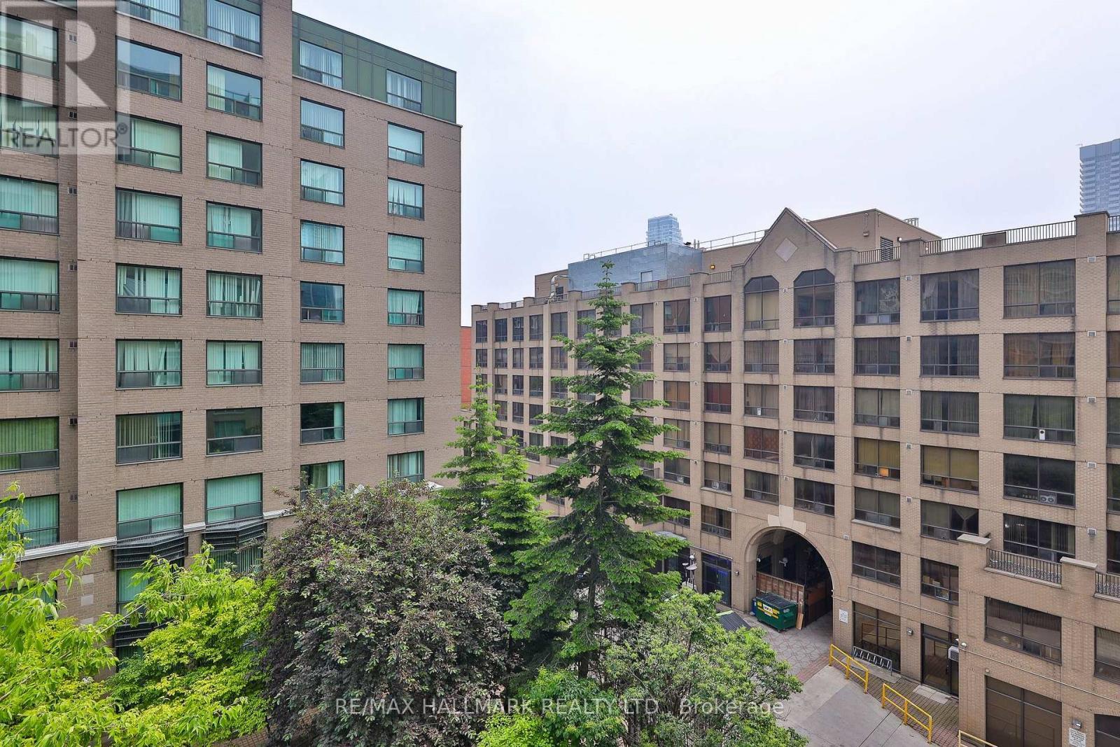 528 - 109 Front Street E, Toronto, ON