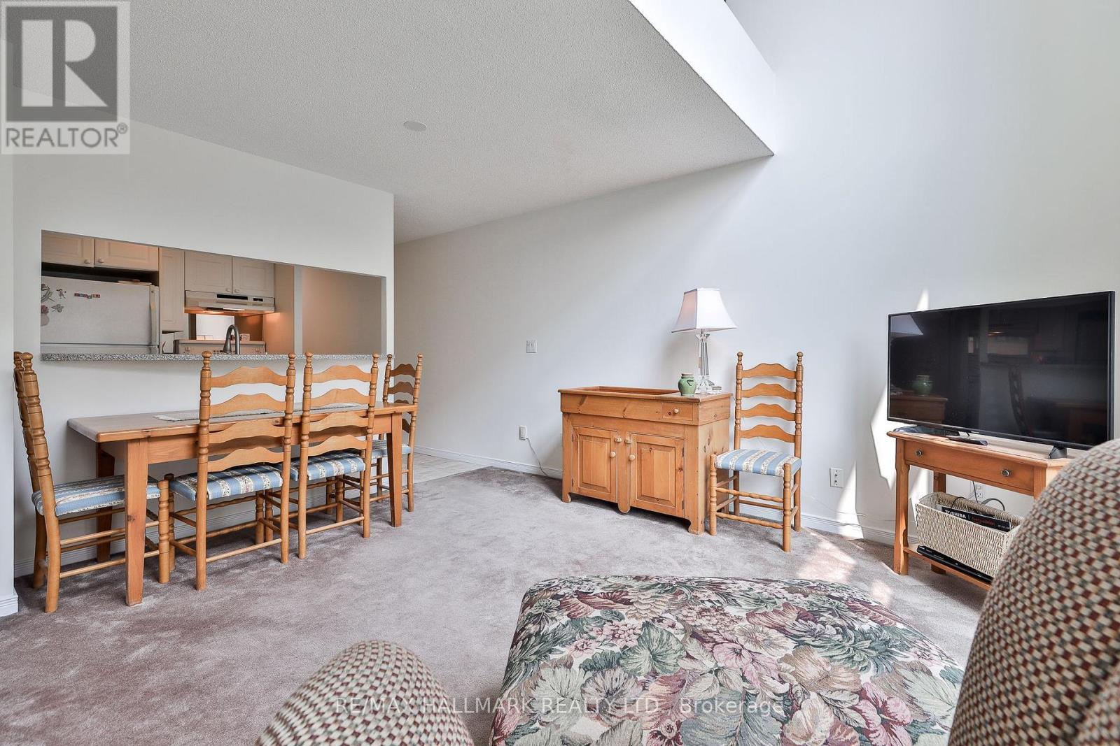528 - 109 Front Street E, Toronto, ON