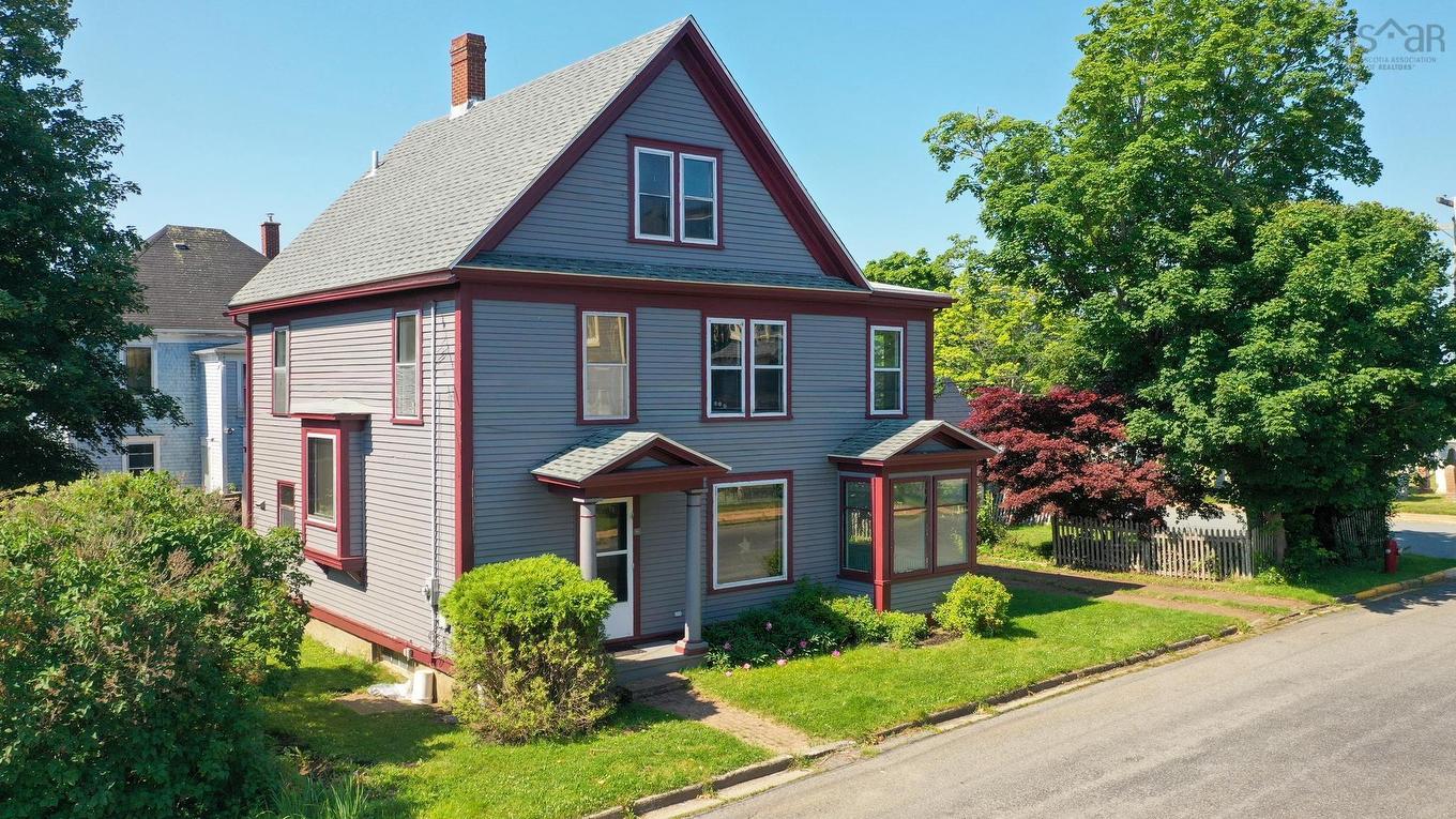 46 Fox Street, Lunenburg, NS