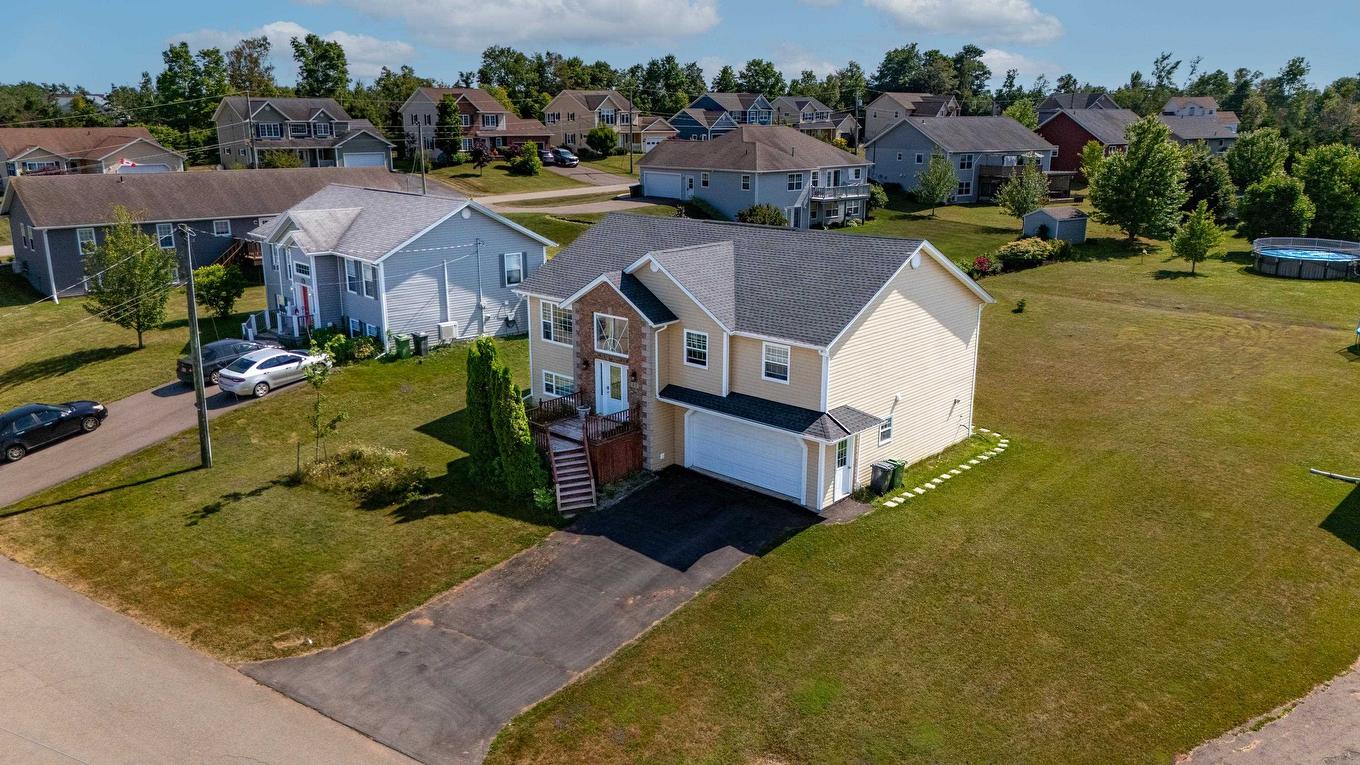 48 Picton Beete Crescent, Stratford, PE