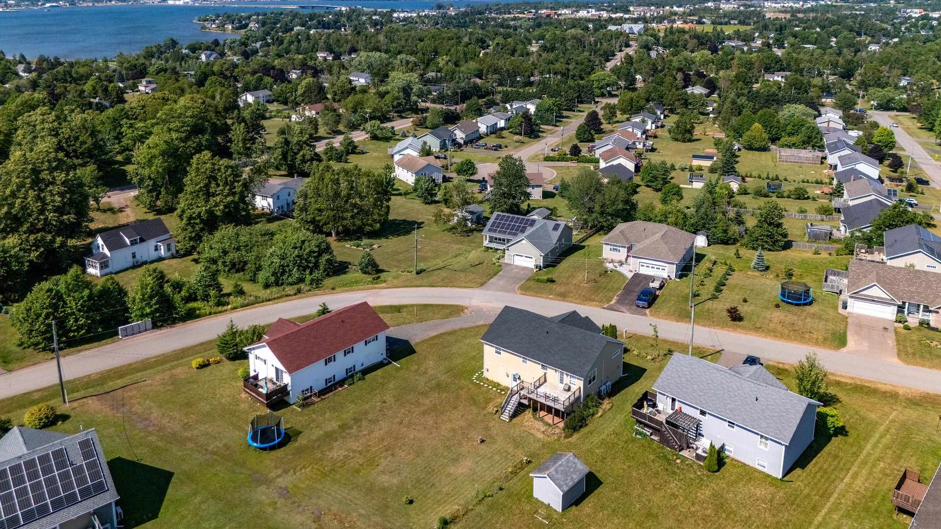 48 Picton Beete Crescent, Stratford, PE