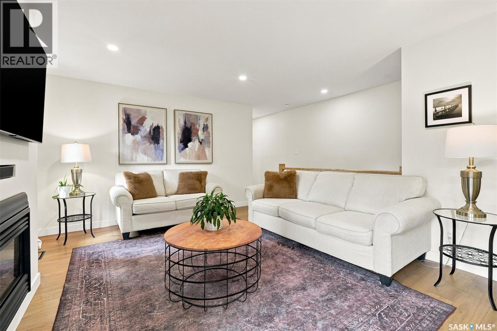 115 Whiteswan Drive, Saskatoon, SK