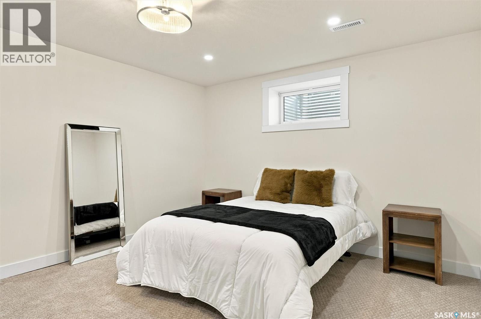 115 Whiteswan Drive, Saskatoon, SK