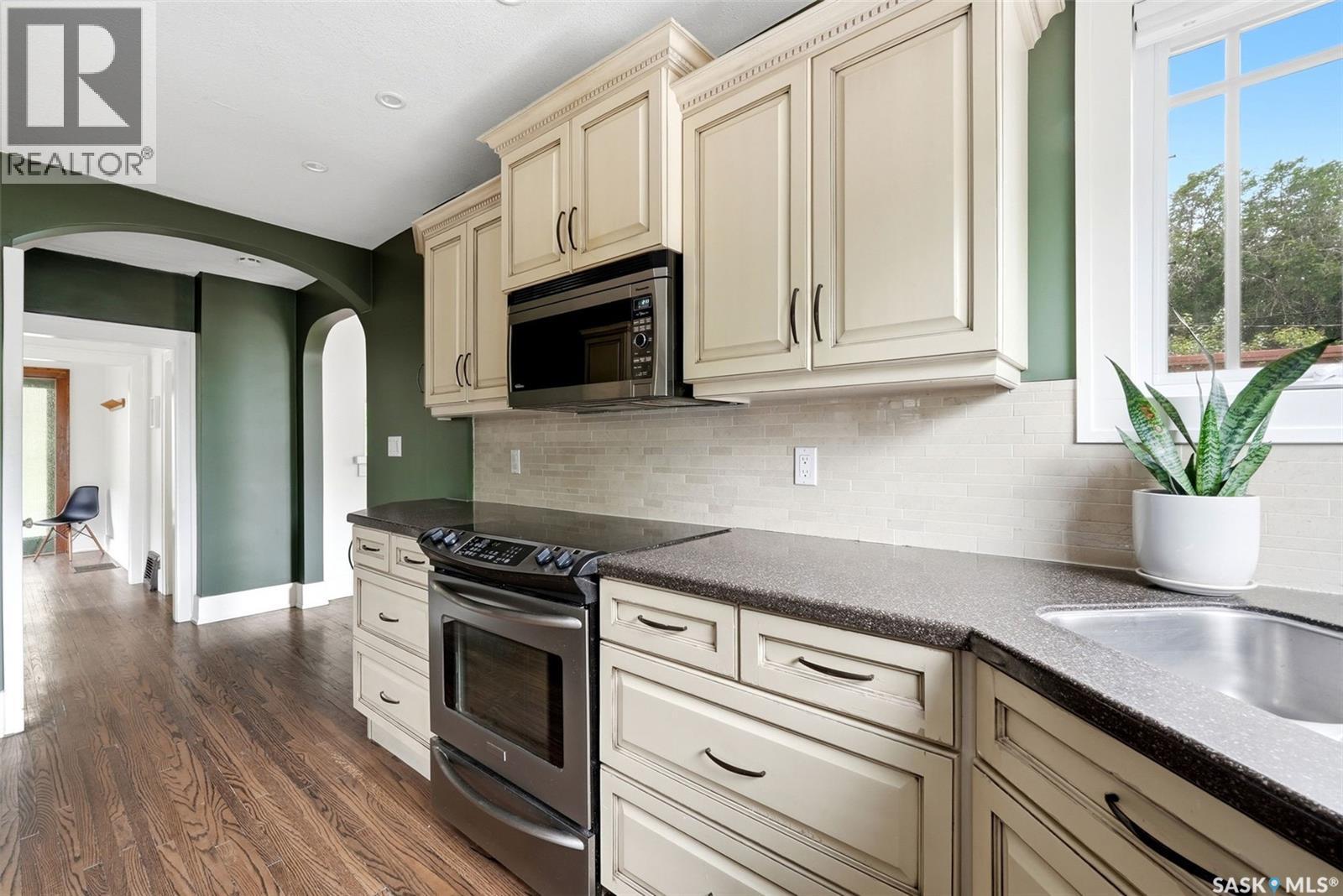 2820 College Avenue, Regina, SK