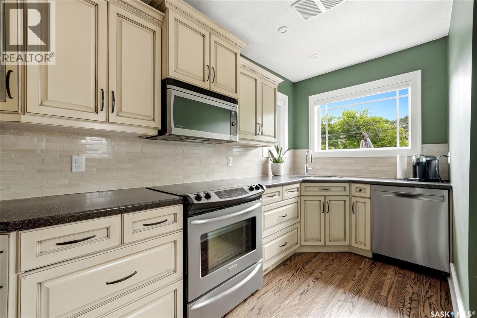 2820 College Avenue, Regina, SK