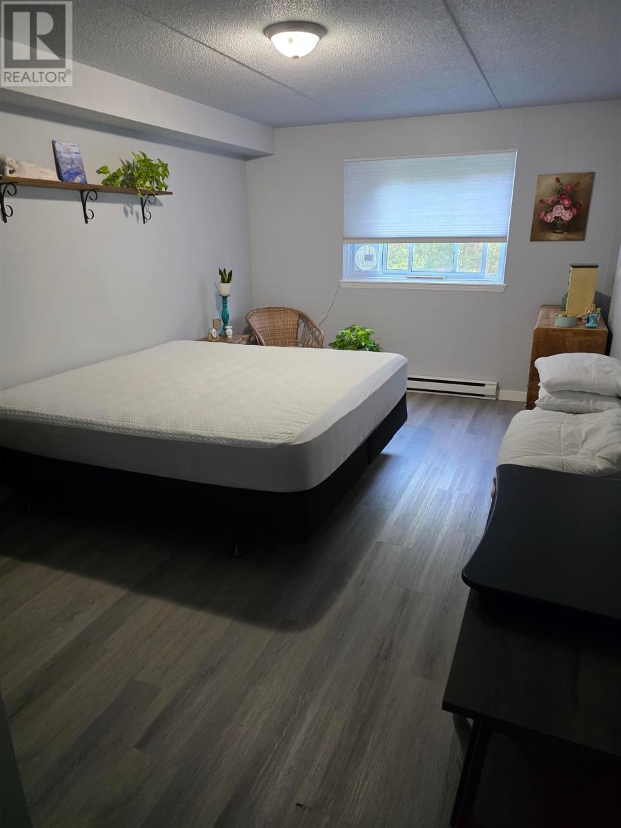303 Macdonald Ave, Sault Ste. Marie, ON