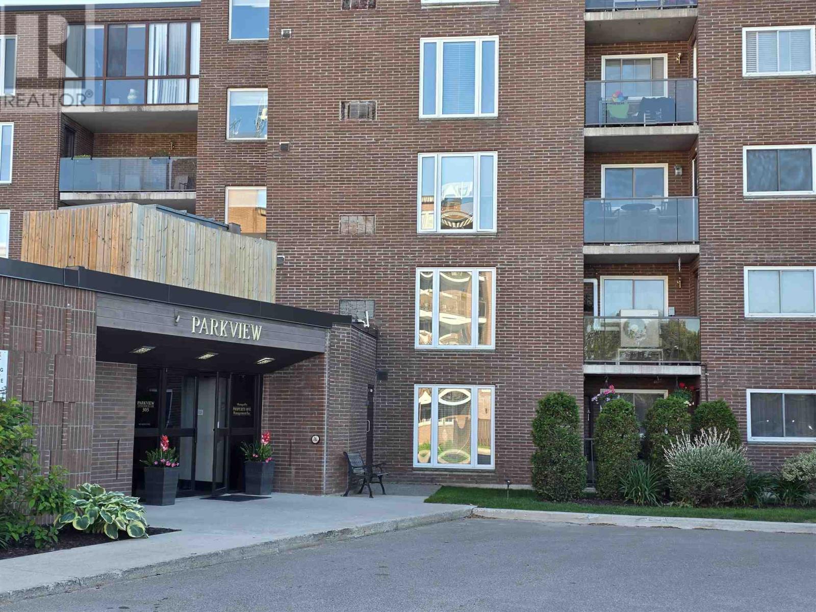 303 Macdonald Ave # 208, Sault Ste. Marie, ON - Outdoor With Exterior