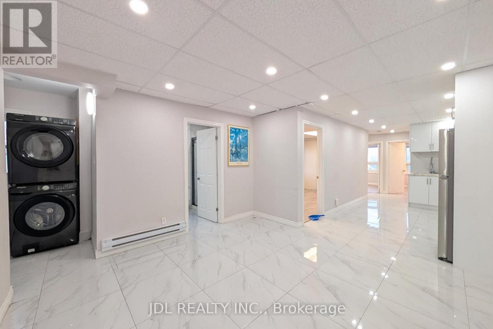 2Nd Floor - 1954 Danforth Avenue, Toronto, ON