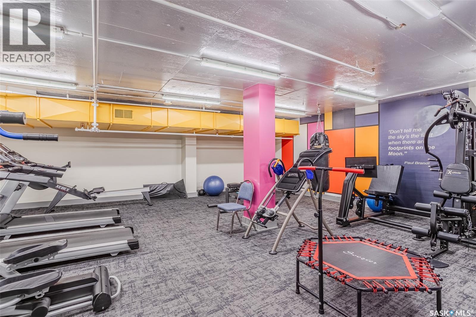 408 320 5Th Avenue N, Saskatoon, SK - Indoor Photo Showing Gym Room