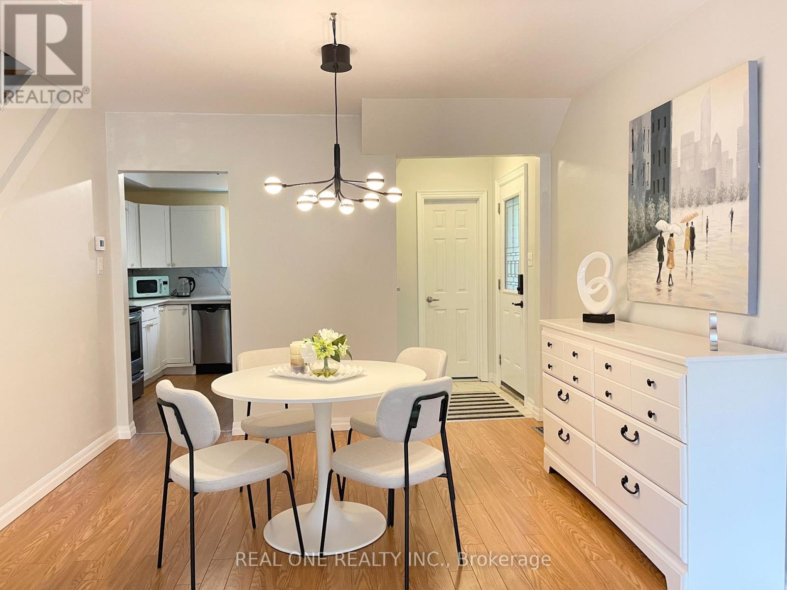 290 Westcourt Place, Waterloo, ON