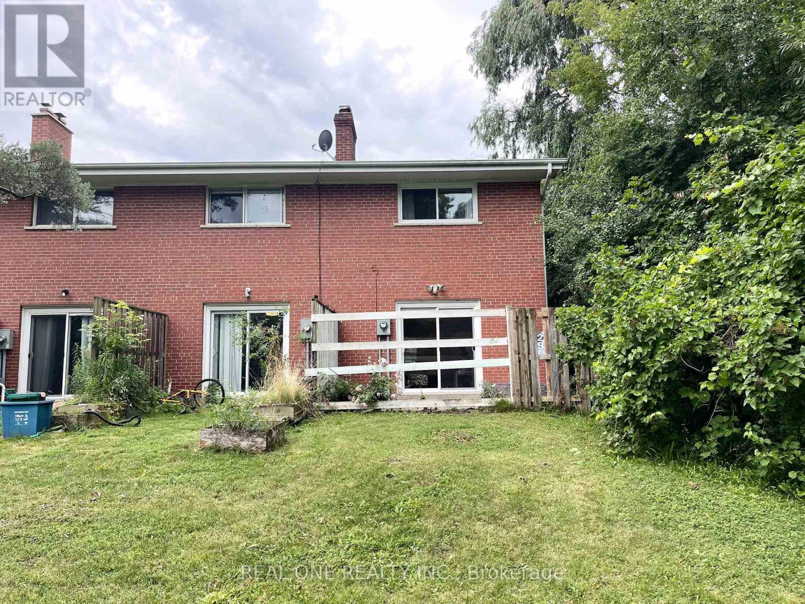 290 Westcourt Place, Waterloo, ON