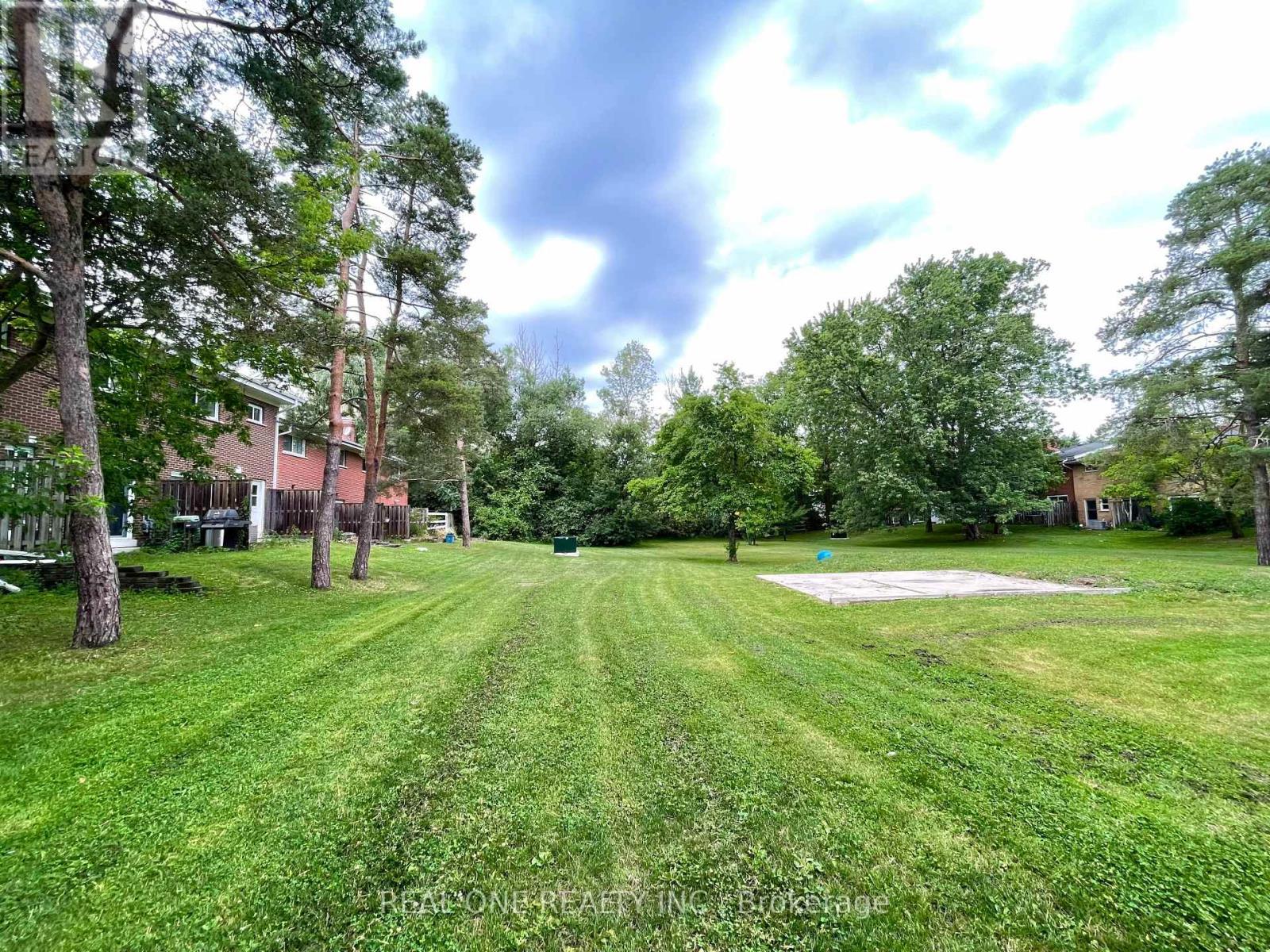 290 Westcourt Place, Waterloo, ON