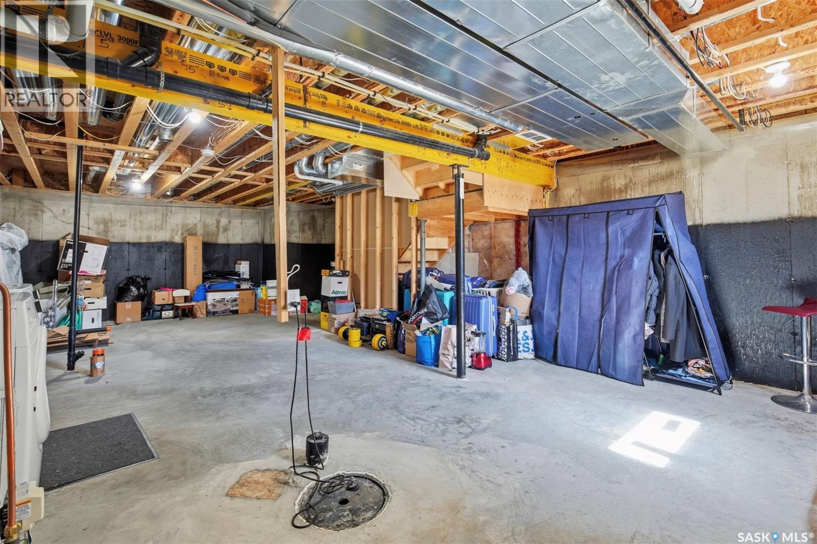 527 Pringle Crescent, Saskatoon, SK