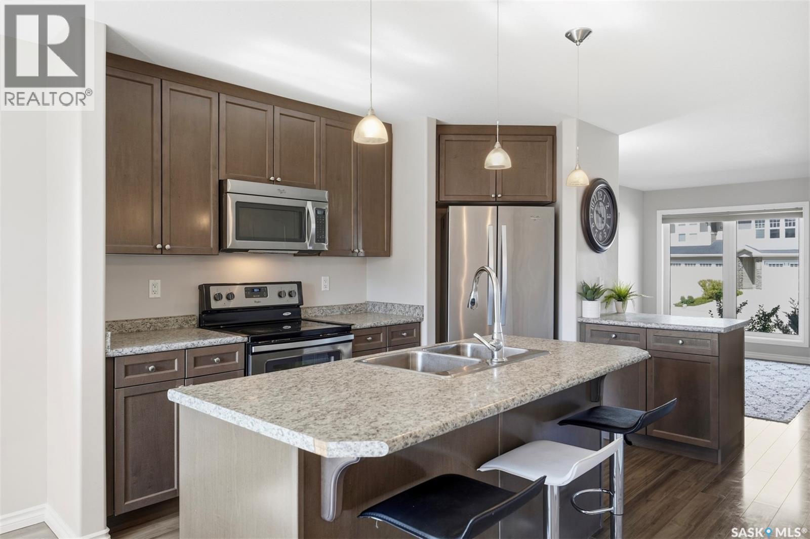 527 Pringle Crescent, Saskatoon, SK