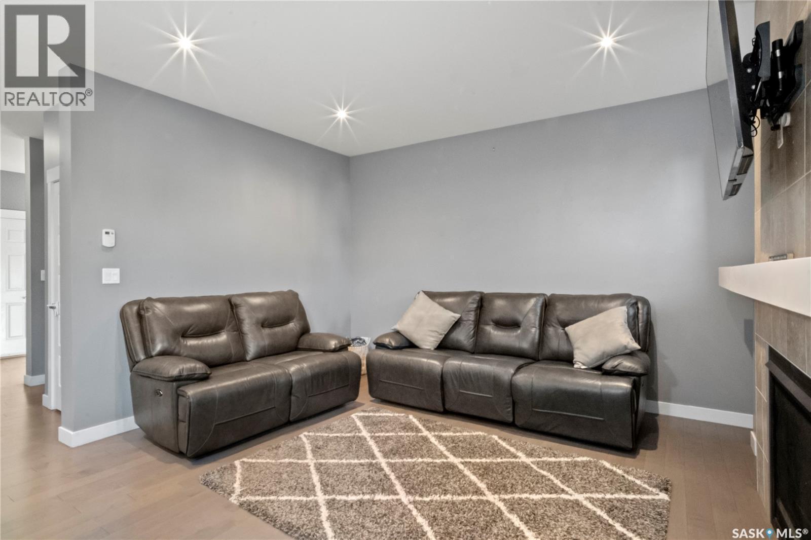 5433 Green Alder Way E, Regina, SK