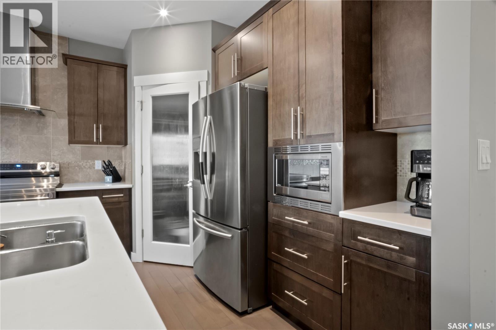 5433 Green Alder Way E, Regina, SK
