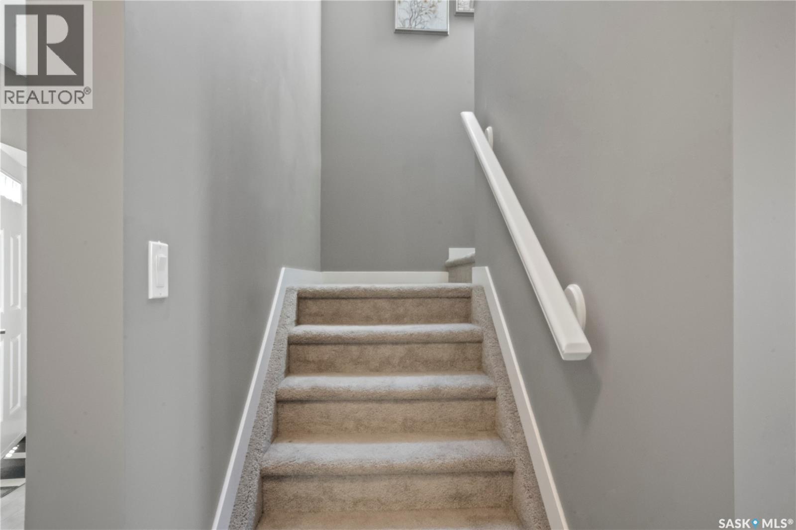 5433 Green Alder Way E, Regina, SK