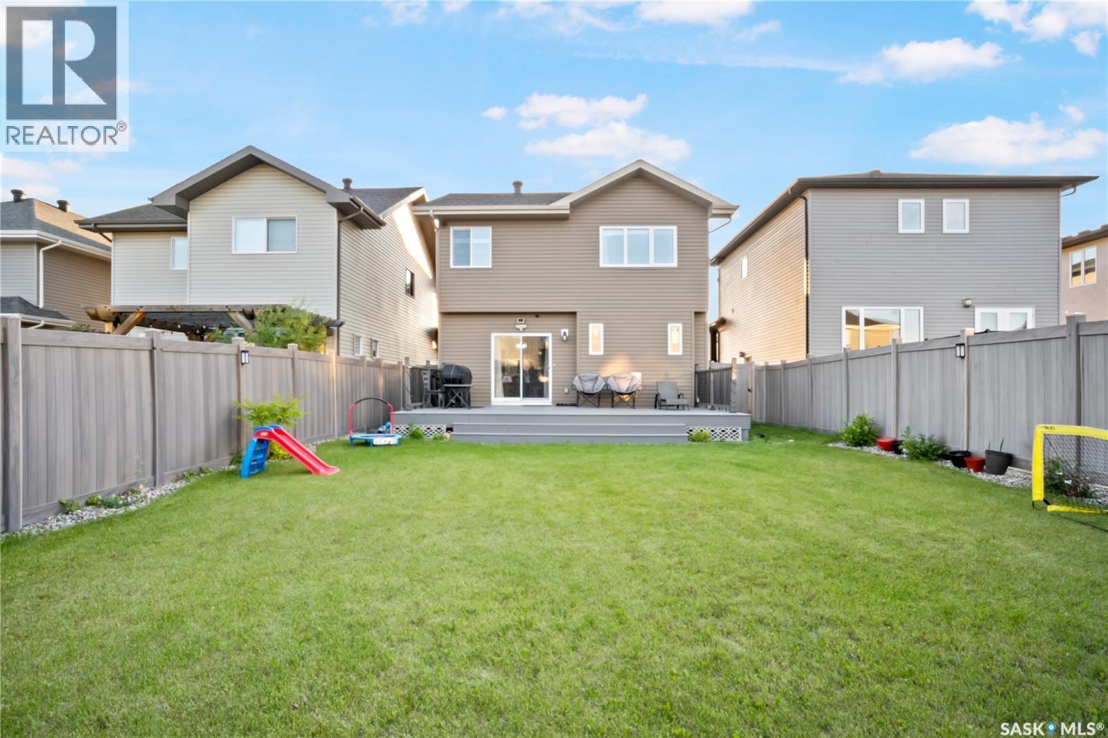 5433 Green Alder Way E, Regina, SK