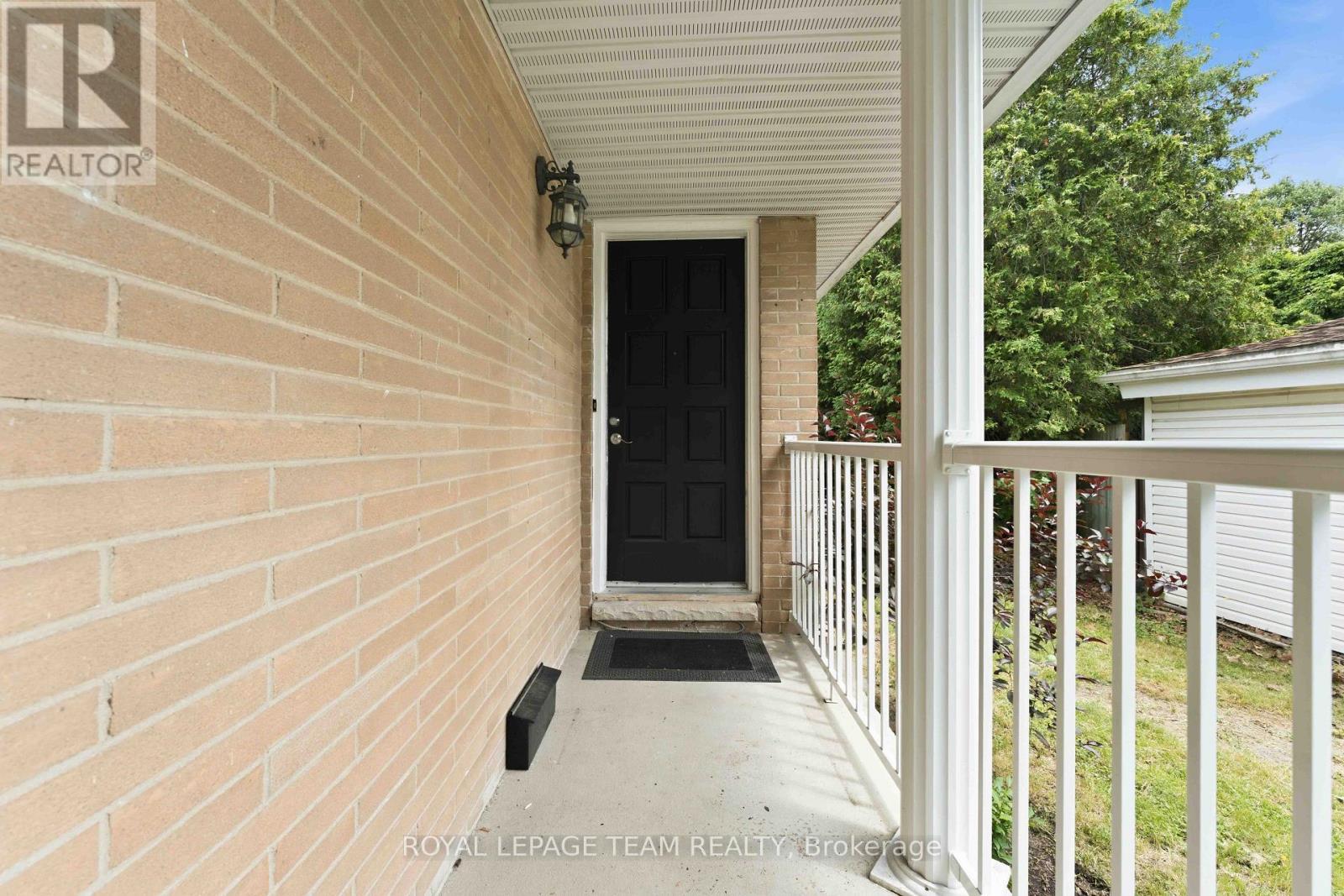 1155 Agincourt Road, Ottawa, ON