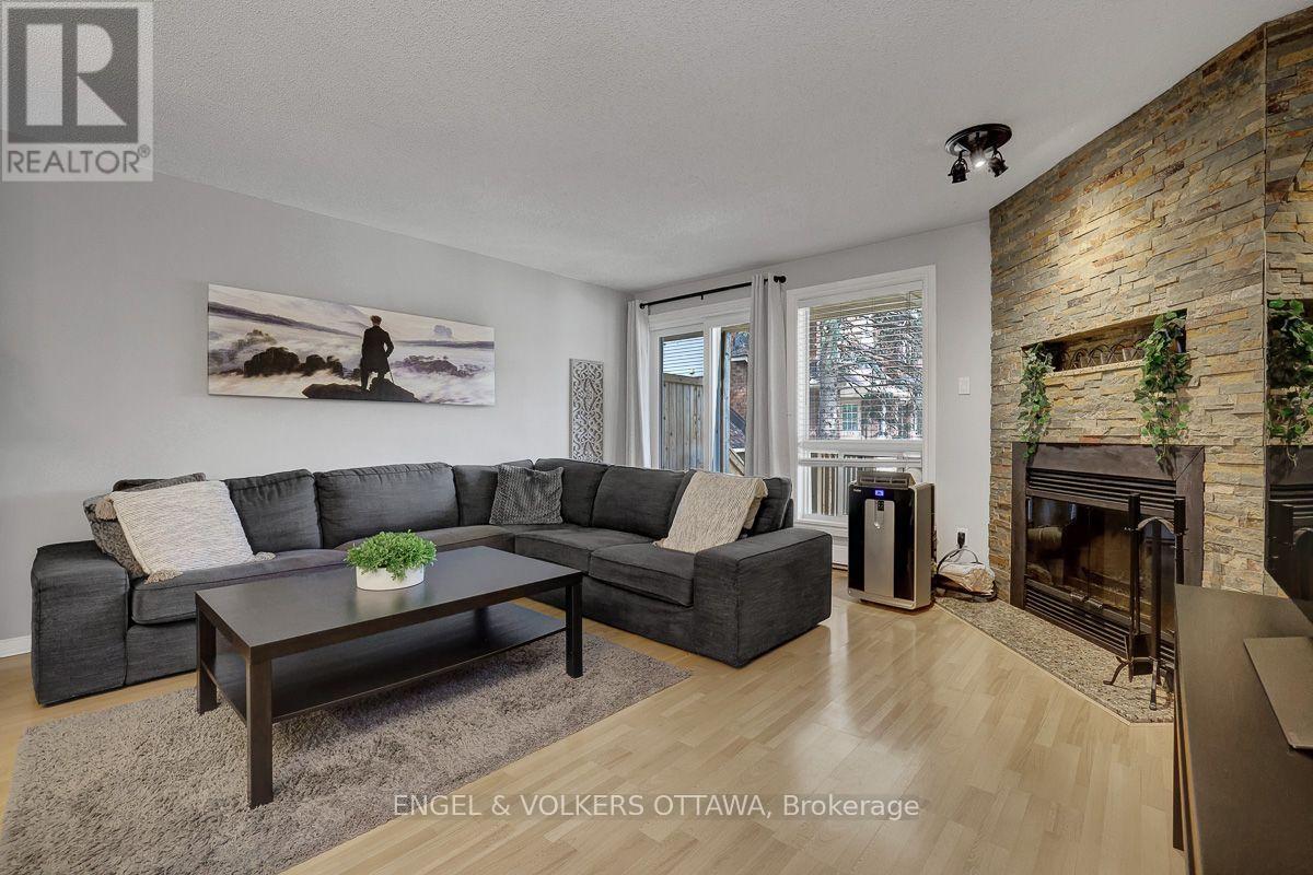 382 Briston Private, Ottawa, ON