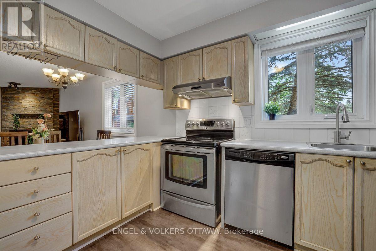 382 Briston Private, Ottawa, ON