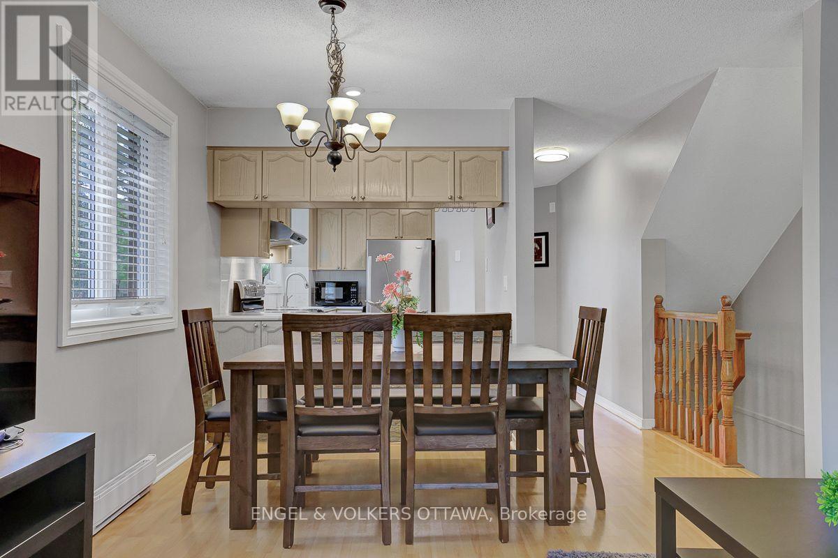 382 Briston Private, Ottawa, ON