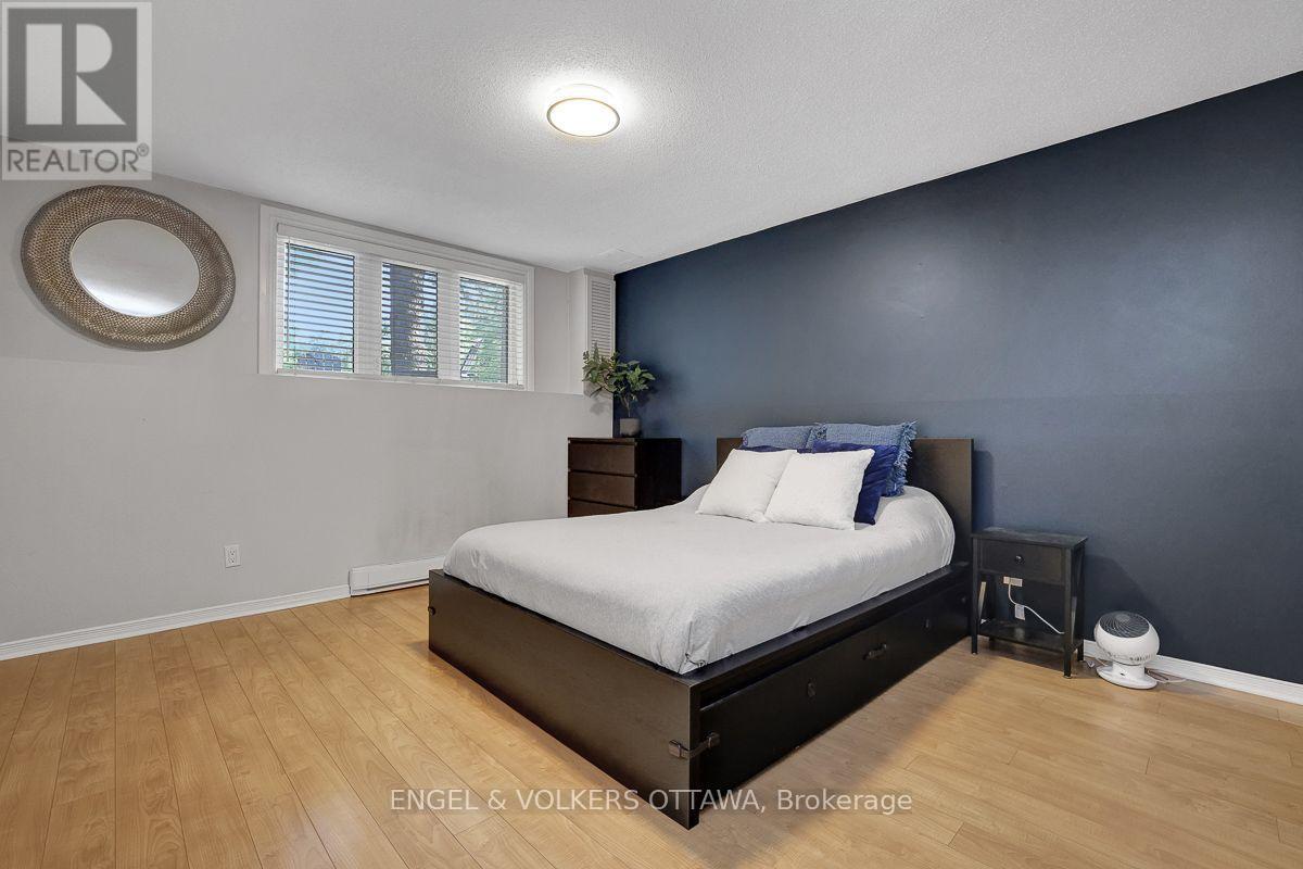 382 Briston Private, Ottawa, ON