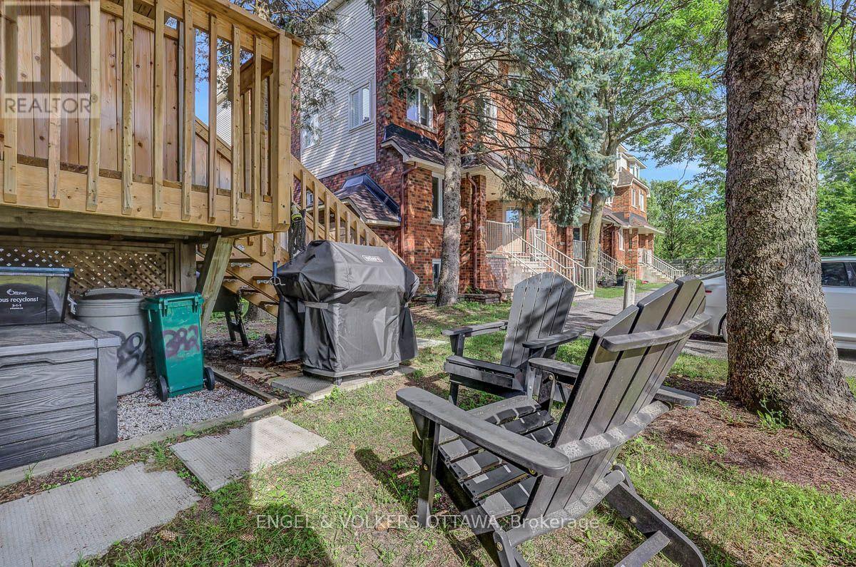 382 Briston Private, Ottawa, ON