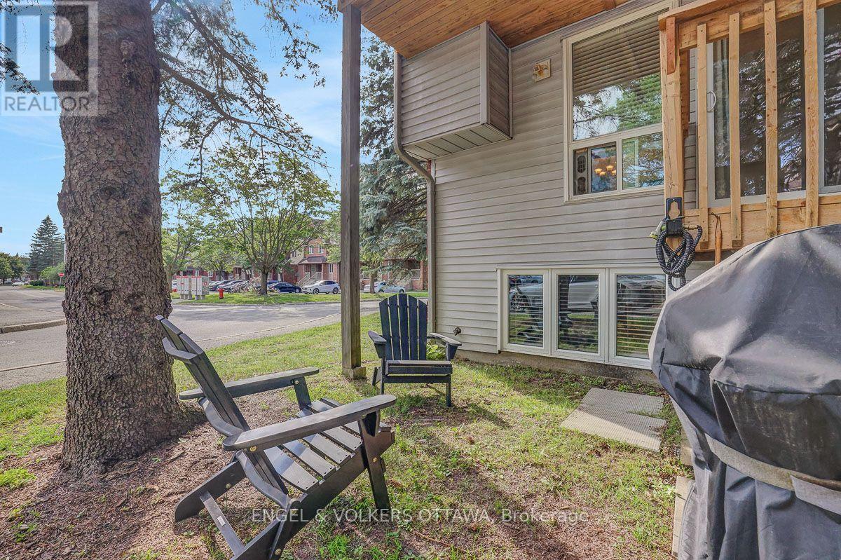 382 Briston Private, Ottawa, ON