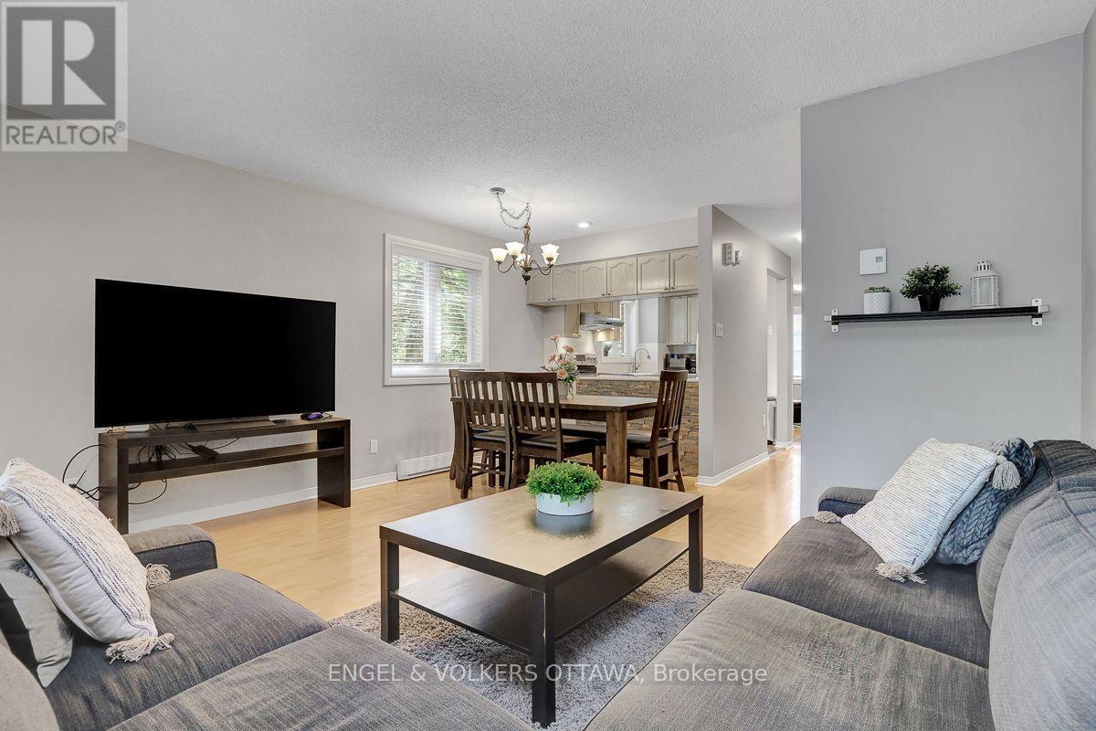 382 Briston Private, Ottawa, ON