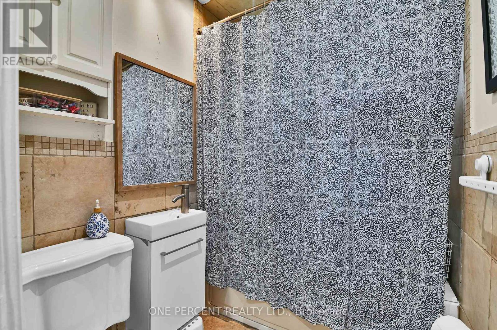 484 Mutual Street, Ottawa, ON - Indoor Photo Showing Laundry Room