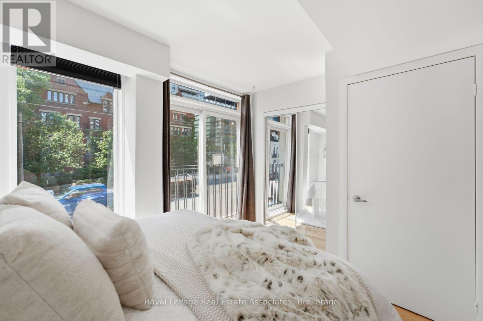 206 - 415 Jarvis Street, Toronto, ON
