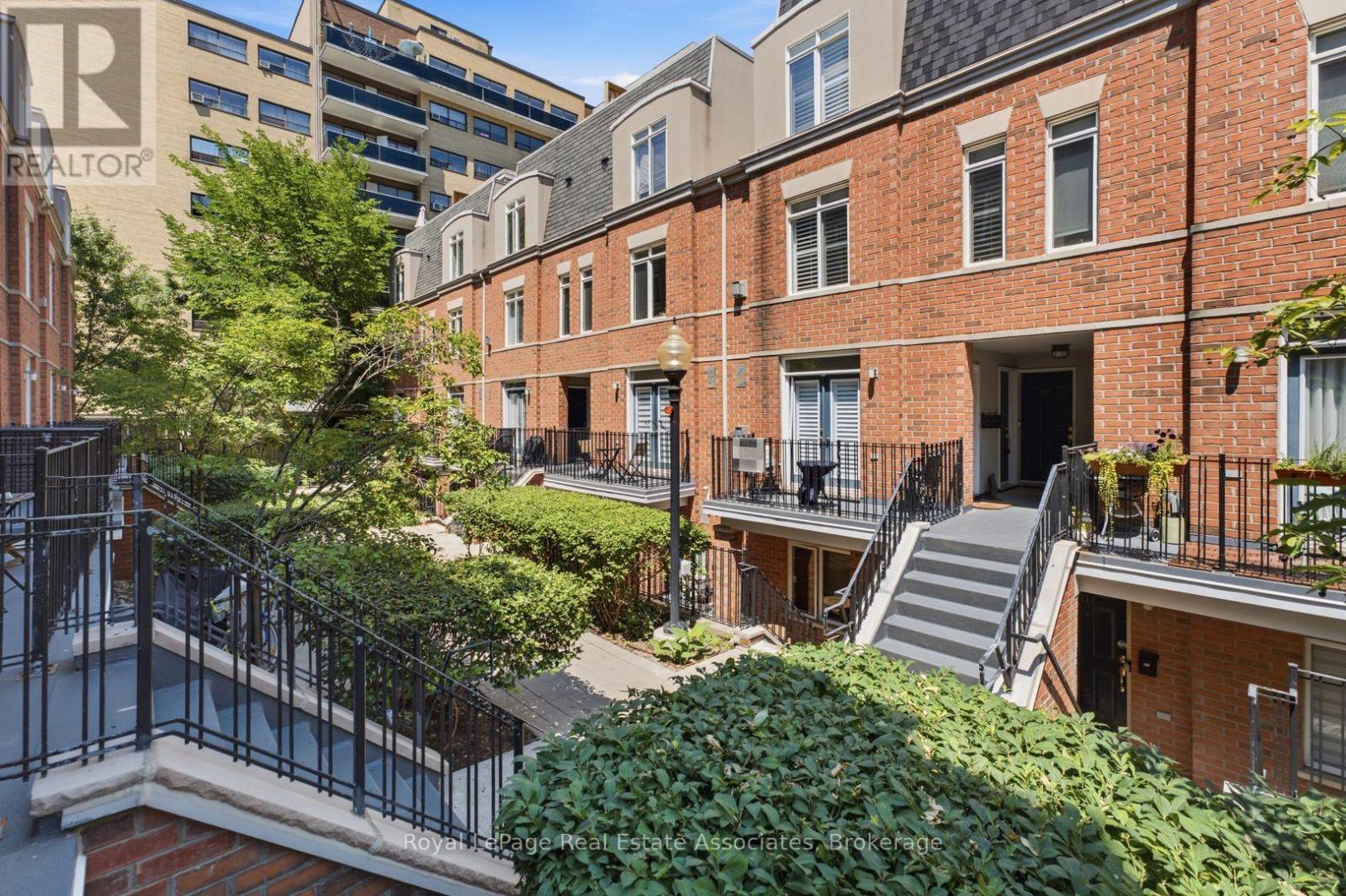 206 - 415 Jarvis Street, Toronto, ON