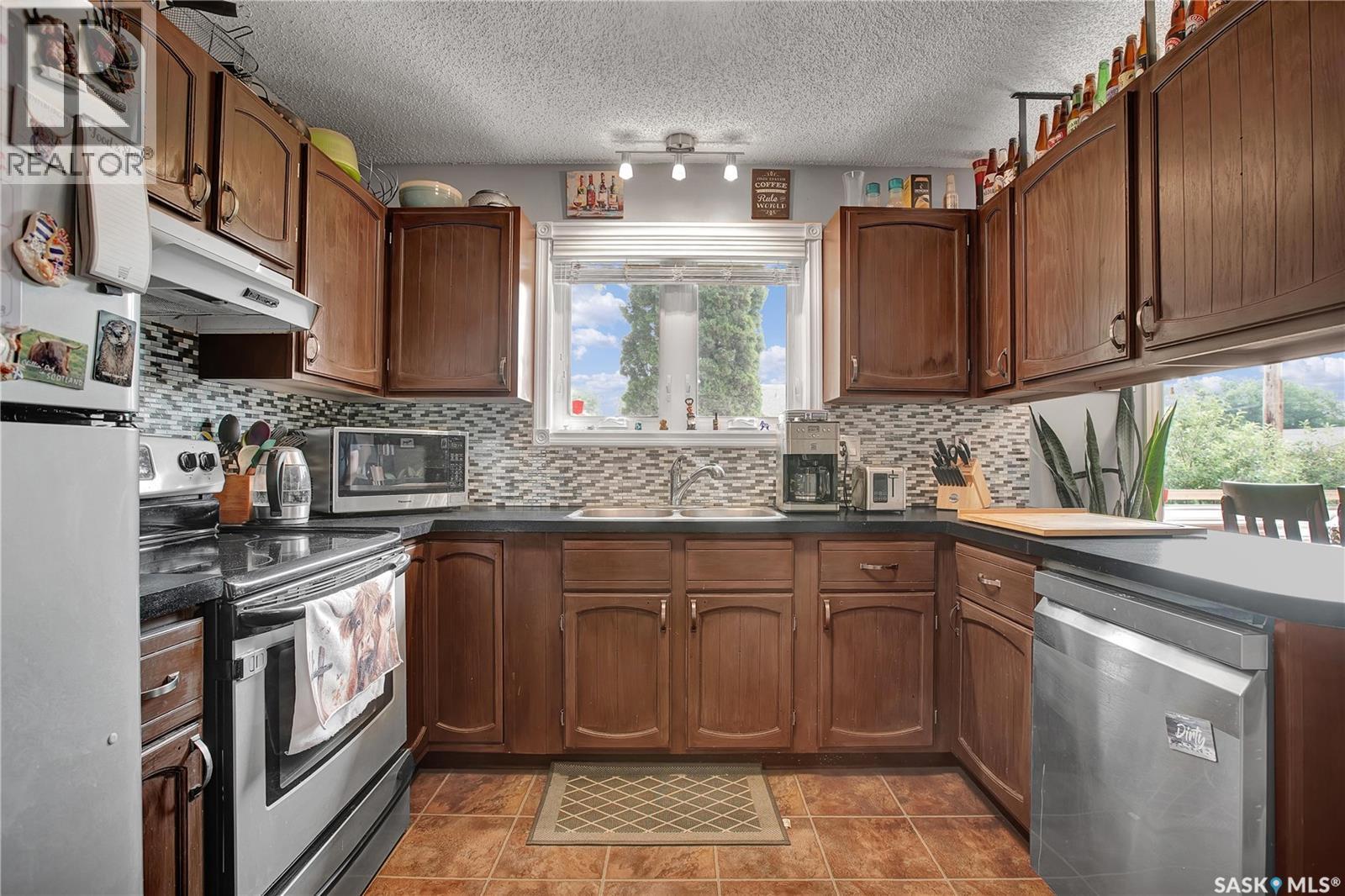 1515 Crerar Drive, Saskatoon, SK