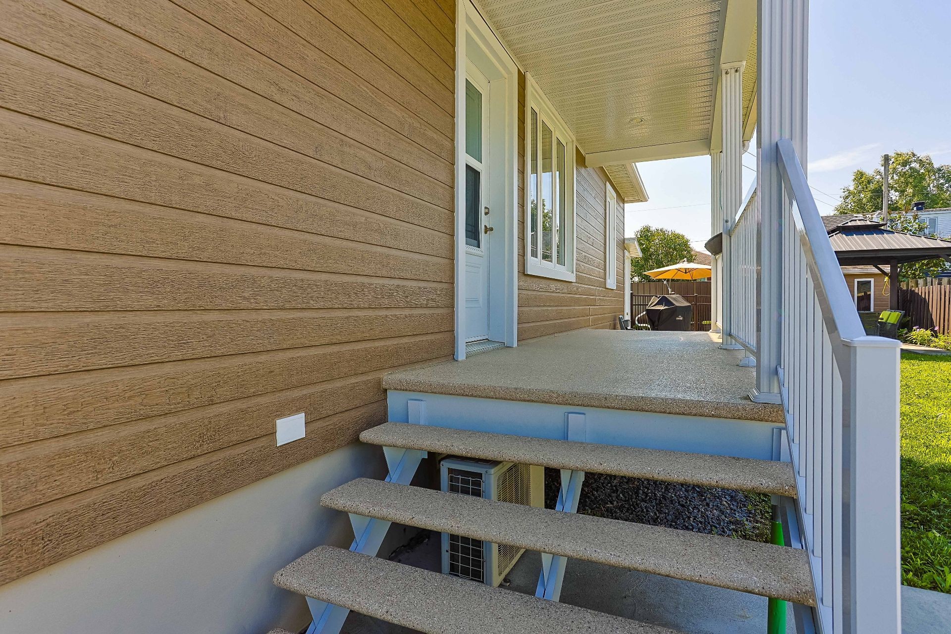 Back of Structure - 175 121E Rue, Shawinigan, QC - Outdoor With Exterior