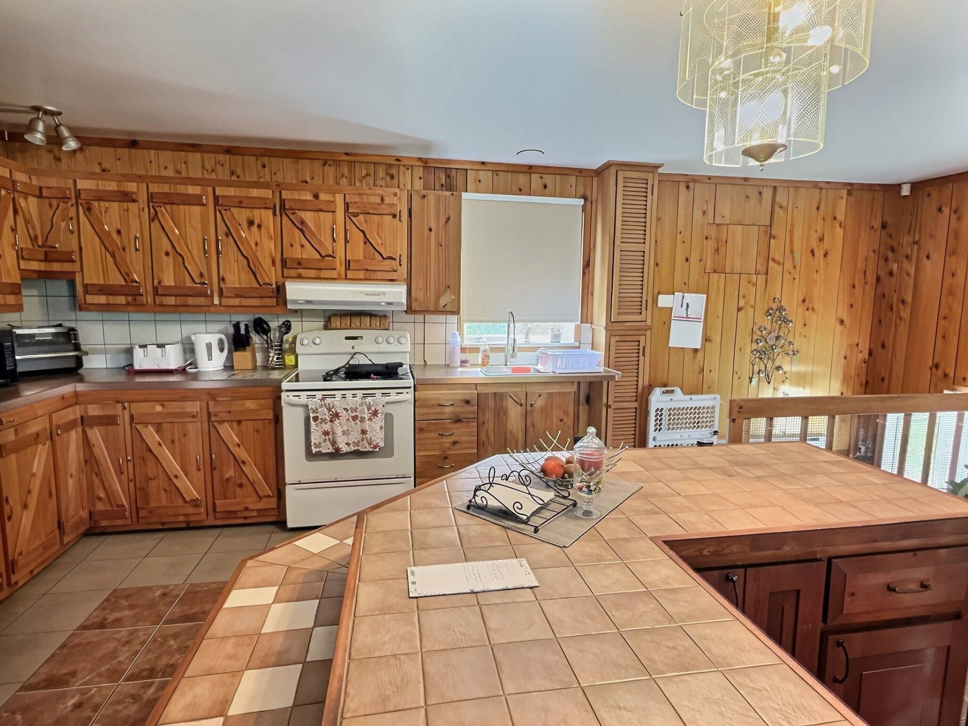 Kitchen - 22 7E Avenue, Champneuf, QC - Indoor Photo Showing Kitchen
